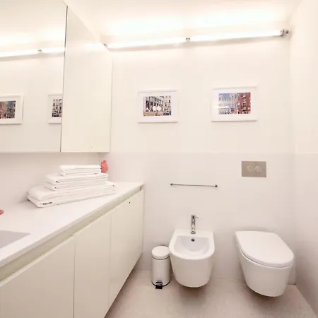 Luxury By Myplaceforyou, Very Quiet, Close To Time Out Market