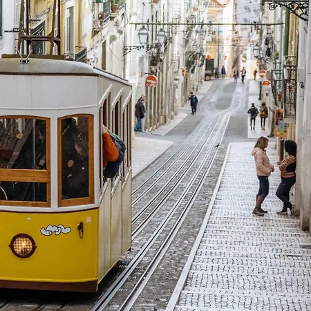 Luxury By Myplaceforyou, Very Quiet, Close To Time Out Market Lägenhet Lisboa