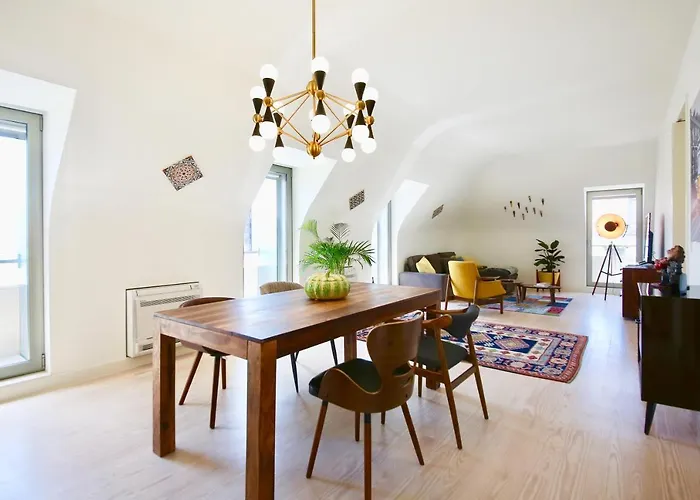 Luxury By Myplaceforyou, Very Quiet, Close To Time Out Market * Lisbon