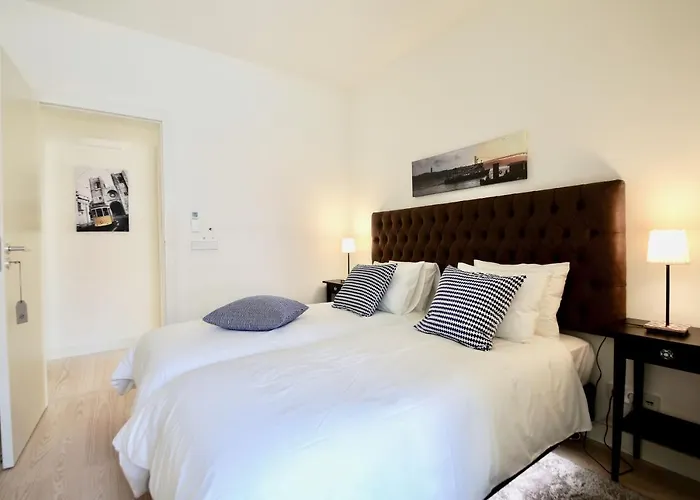 Luxury By Myplaceforyou, Very Quiet, Close To Time Out Market Apartment