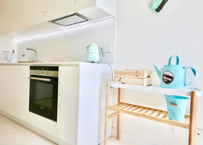 Apartment Luxury By Myplaceforyou, Very Quiet, Close To Time Out Market Lisbon