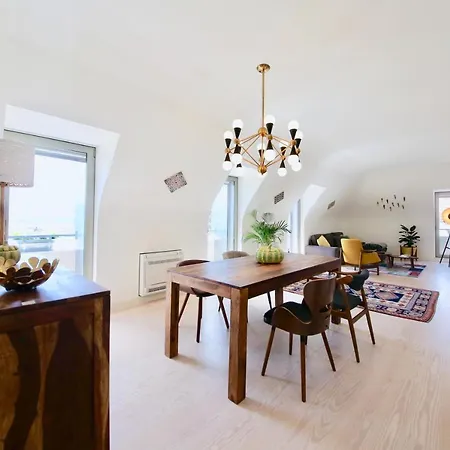 Luxury By Myplaceforyou, Very Quiet, Close To Time Out Market * Lizbona